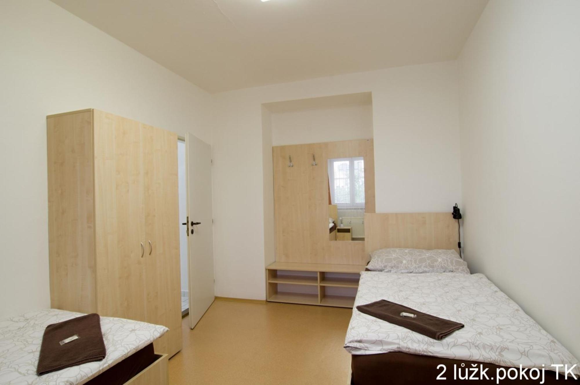 Tauferovy Koleje Hostel Бърно Екстериор снимка