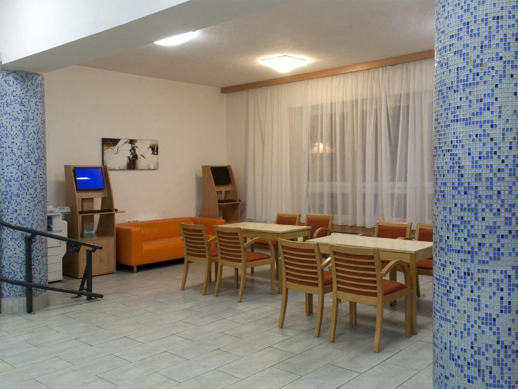 Tauferovy Koleje Hostel Бърно Стая снимка
